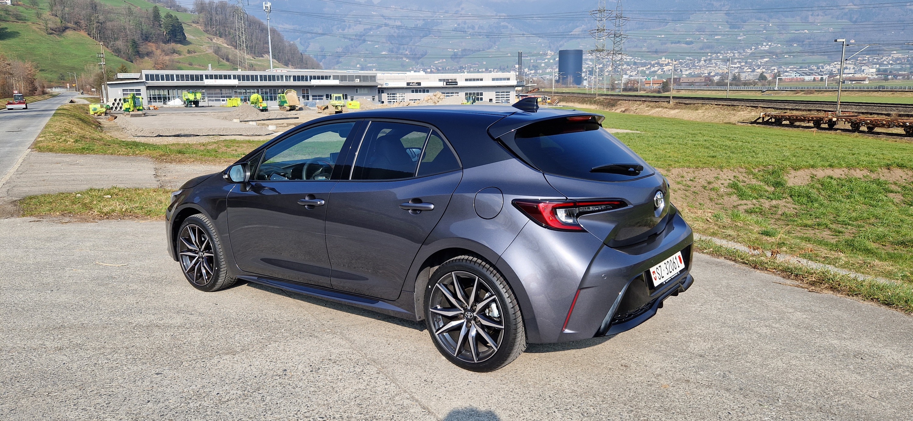 23er Corolla GR Sport  Ash Grey